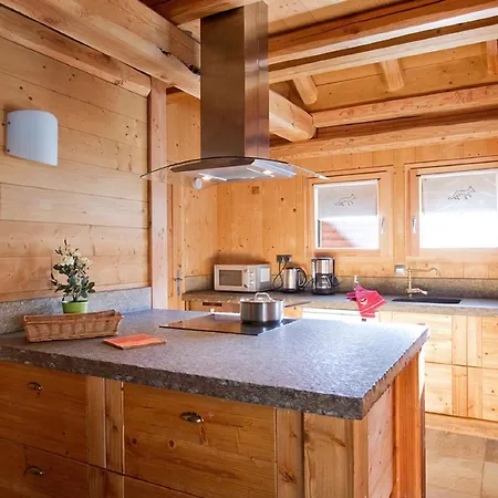 Chalet In With Private Pool